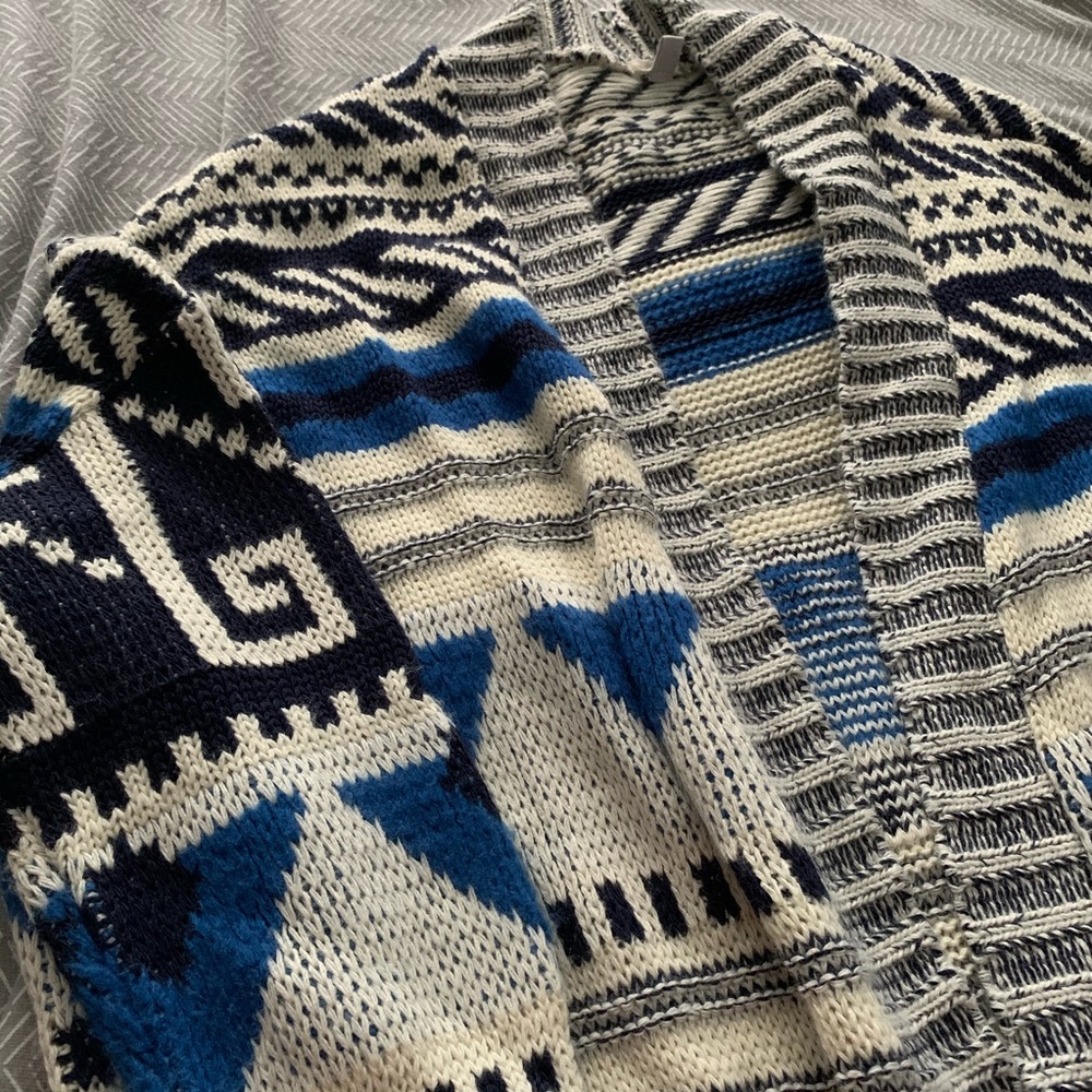 Urban Outfitters Thick Tribal Oversized Cardigan - Picture 2 of 2